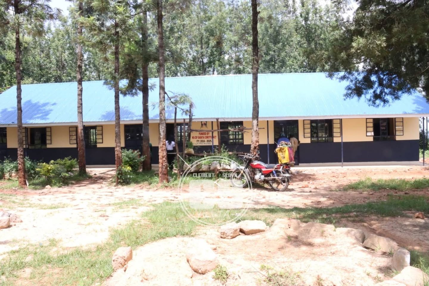 Viyalo Primary School – Renovation of classrooms